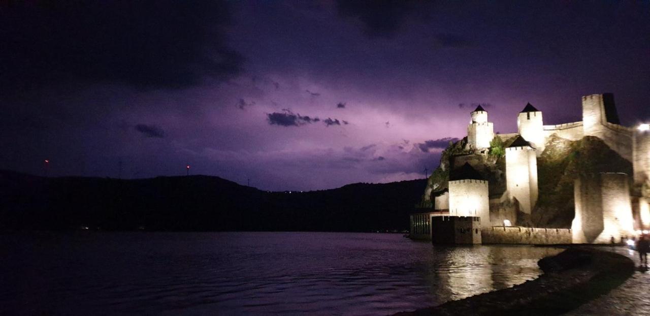 Stara Kovacnica Villa Golubac Eksteriør billede